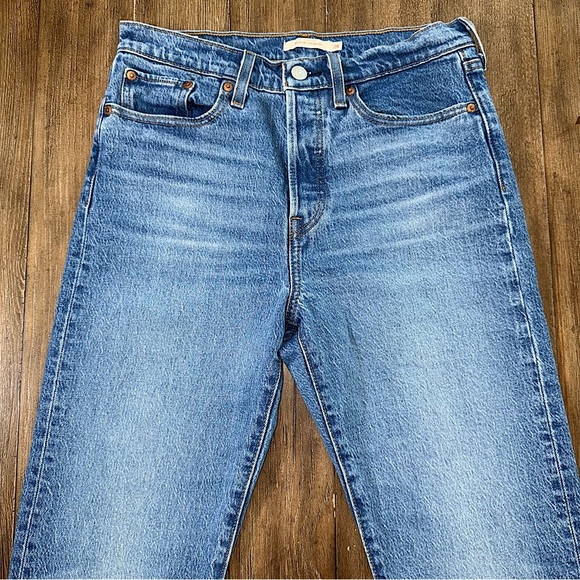 Levi’s Wedgie Straight Jean Premium - Picture 8 of 11